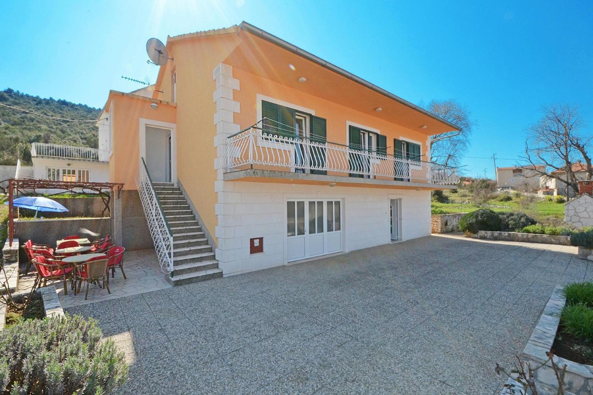 Apartments With A Parking Space Marina, Trogir - 11554 Eksteriør bilde
